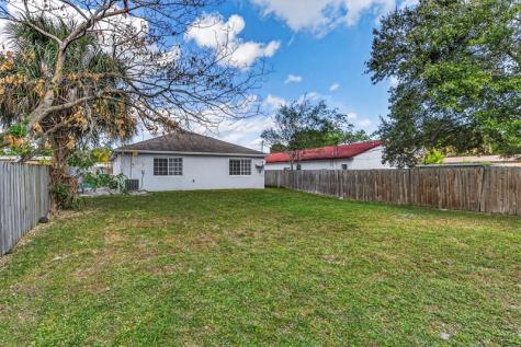 348 NW 40th Court Oakland Park FL 33309