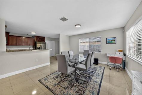 348 NW 40th Court Oakland Park FL 33309
