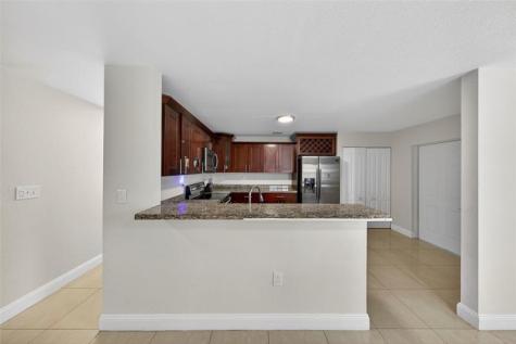 348 NW 40th Court Oakland Park FL 33309