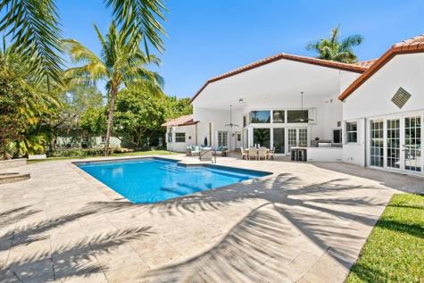 8618 Sawpine Road Delray Beach FL 33446