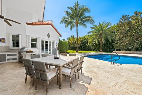 8618 Sawpine Road Delray Beach FL 33446