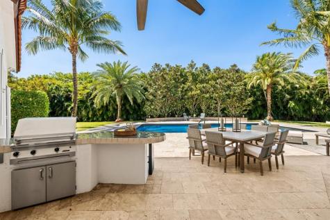 8618 Sawpine Road Delray Beach FL 33446