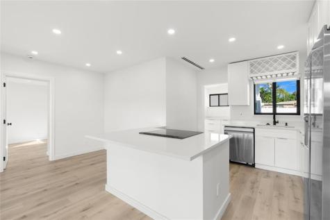 455 SW 14th Court Pompano Beach FL 33060