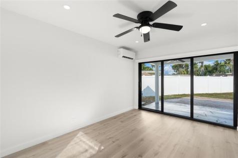 455 SW 14th Court Pompano Beach FL 33060