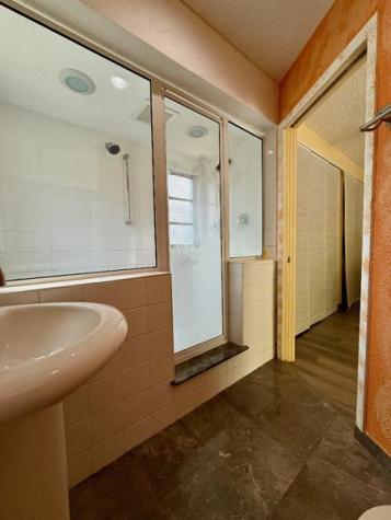 2048 SW 28th Terrace Fort Lauderdale FL 33312
