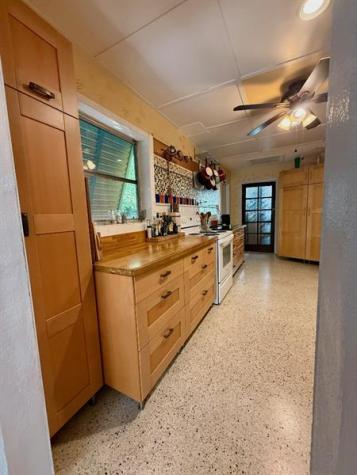 2048 SW 28th Terrace Fort Lauderdale FL 33312