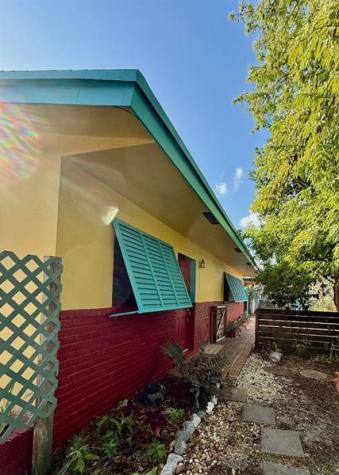 2048 SW 28th Terrace Fort Lauderdale FL 33312