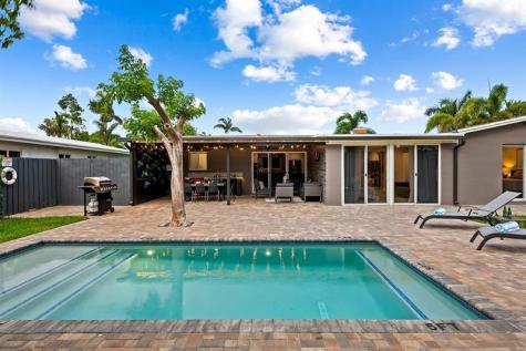 4311 NE 15th Avenue Oakland Park FL 33334