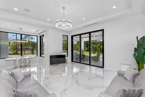 5951 NW 72 Way Parkland FL 33067