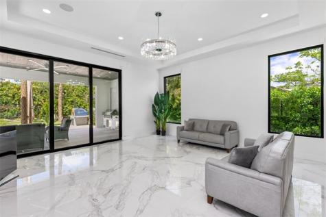 5951 NW 72 Way Parkland FL 33067