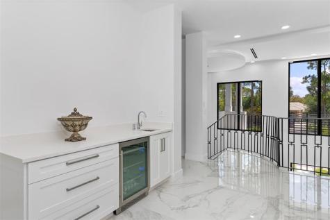 5951 NW 72 Way Parkland FL 33067