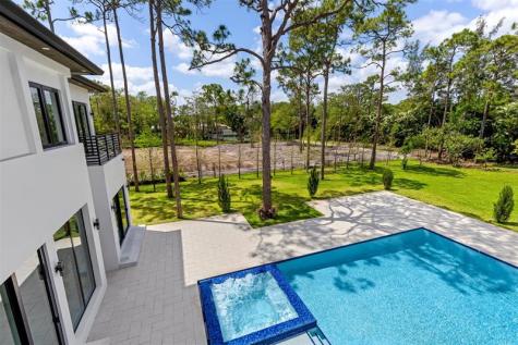 5951 NW 72 Way Parkland FL 33067
