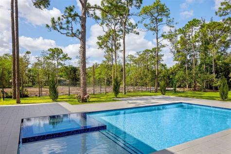 5951 NW 72 Way Parkland FL 33067