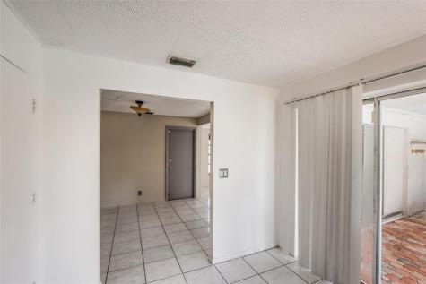 6668 NW 1st Street Margate FL 33063