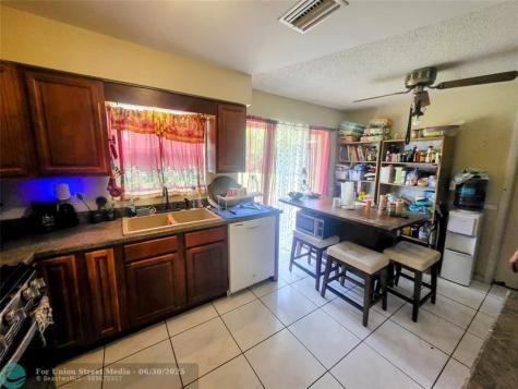 7341 NW 95th Court Okeechobee FL 34972