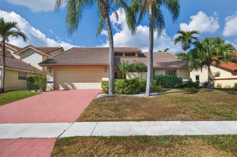23203 L Ermitage Circle Boca Raton FL 33433