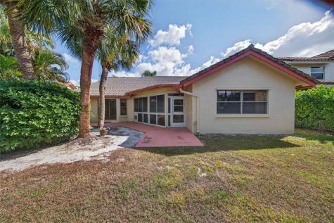23203 L Ermitage Circle Boca Raton FL 33433