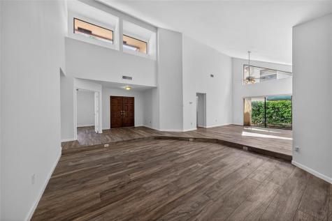 23203 L Ermitage Circle Boca Raton FL 33433