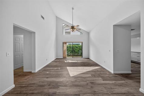 23203 L Ermitage Circle Boca Raton FL 33433