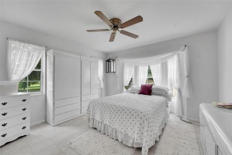 18392 N 48th Avenue N Loxahatchee FL 33470