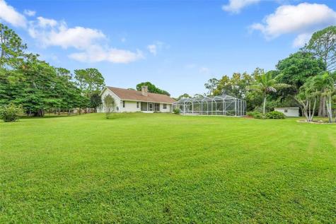 18392 N 48th Avenue N Loxahatchee FL 33470