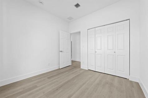 2810 NW 7th Street Fort Lauderdale FL 33311