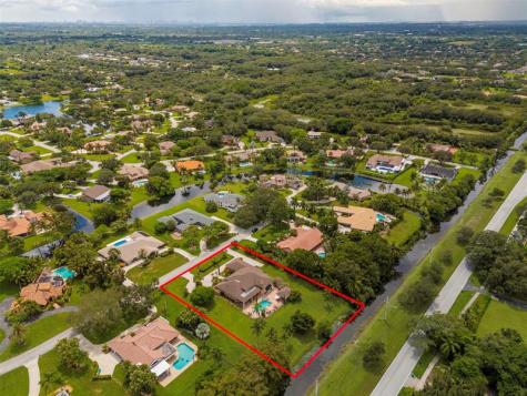 3151 SW 135th Terrace Davie FL 33330
