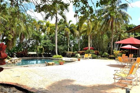 6200 SW 183rd Way Southwest Ranches FL 33331