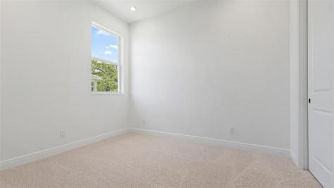 212 SE Via Sangro Port St Lucie FL 34952