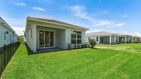 212 SE Via Sangro Port St Lucie FL 34952