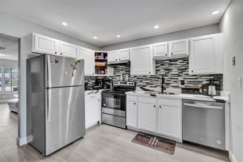 4017 Woodside Drive Coral Springs FL 33065