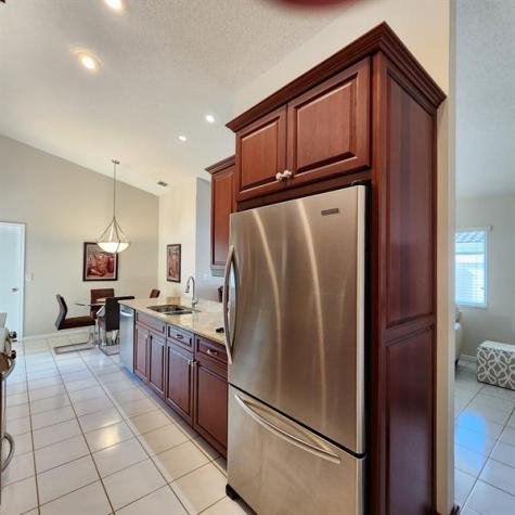 426 SE 3rd Place Dania Beach FL 33004