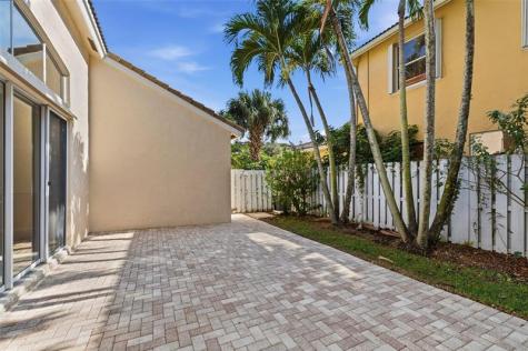 6337 C Durham Drive Lake Worth FL 33467