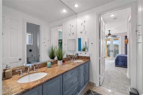 2833 NE 32nd Street Lighthouse Point FL 33064