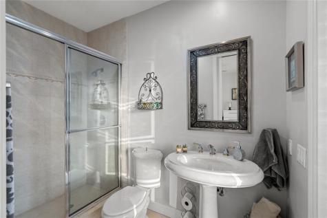 2833 NE 32nd Street Lighthouse Point FL 33064