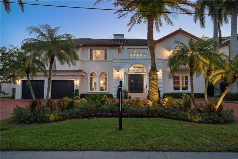 2833 NE 32nd Street Lighthouse Point FL 33064