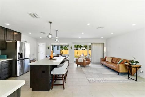 1741 NE 40th Street Oakland Park FL 33334
