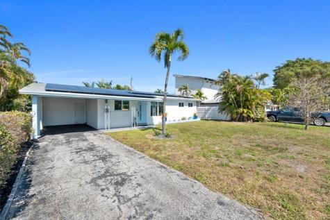 1741 NE 40th Street Oakland Park FL 33334