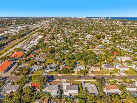 190 NE 21st Street Boca Raton FL 33431