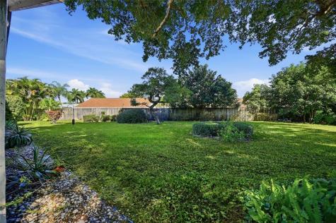 2805 NW 15th Street Delray Beach FL 33445