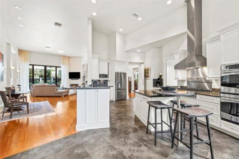 1036 SE 12th Way Fort Lauderdale FL 33316