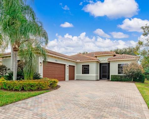 4985 55TH Street Vero Beach FL 32967