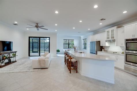 4985 55TH Street Vero Beach FL 32967