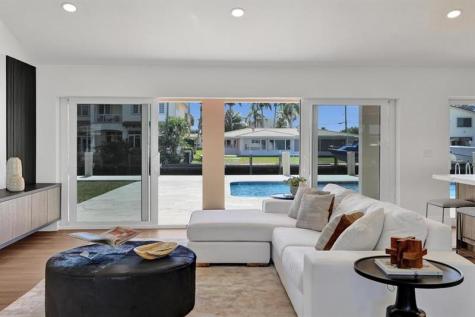 1550 SE 8th Street Deerfield Beach FL 33441