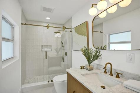 1550 SE 8th Street Deerfield Beach FL 33441