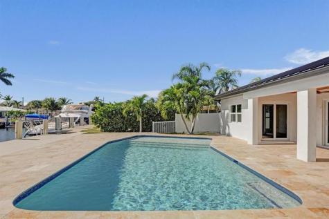 1550 SE 8th Street Deerfield Beach FL 33441