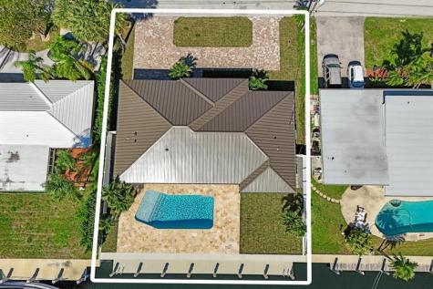 1550 SE 8th Street Deerfield Beach FL 33441