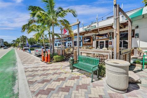 1550 SE 8th Street Deerfield Beach FL 33441