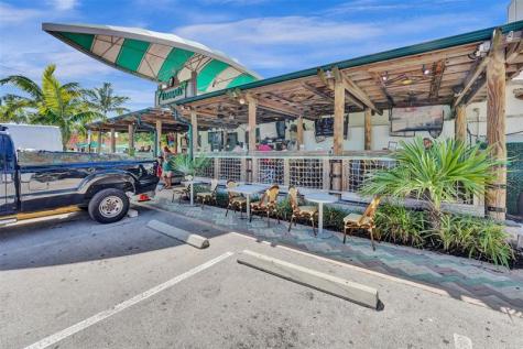 1550 SE 8th Street Deerfield Beach FL 33441