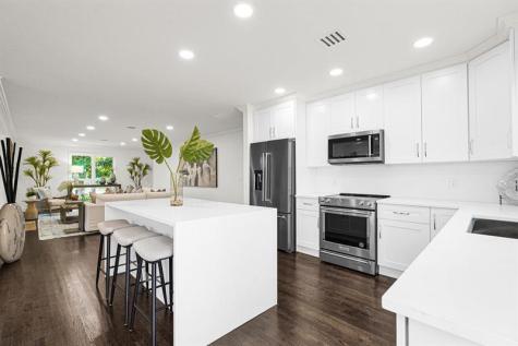 4015 Washington Road West Palm Beach FL 33405